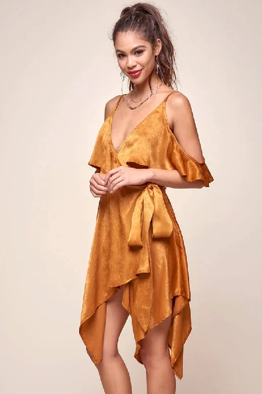 Darby Manhattan Off The Shoulder Dress Tan