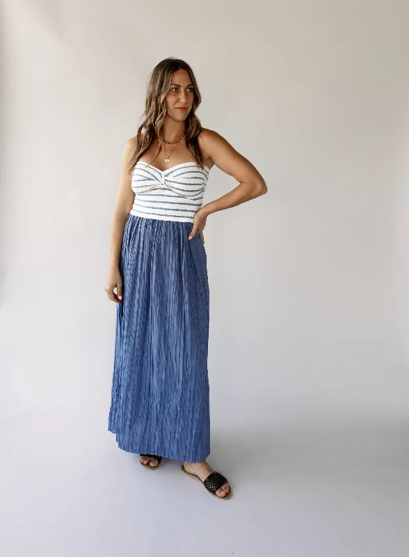 Classic Twist Sleeveless Maxi Dress - Final Sale